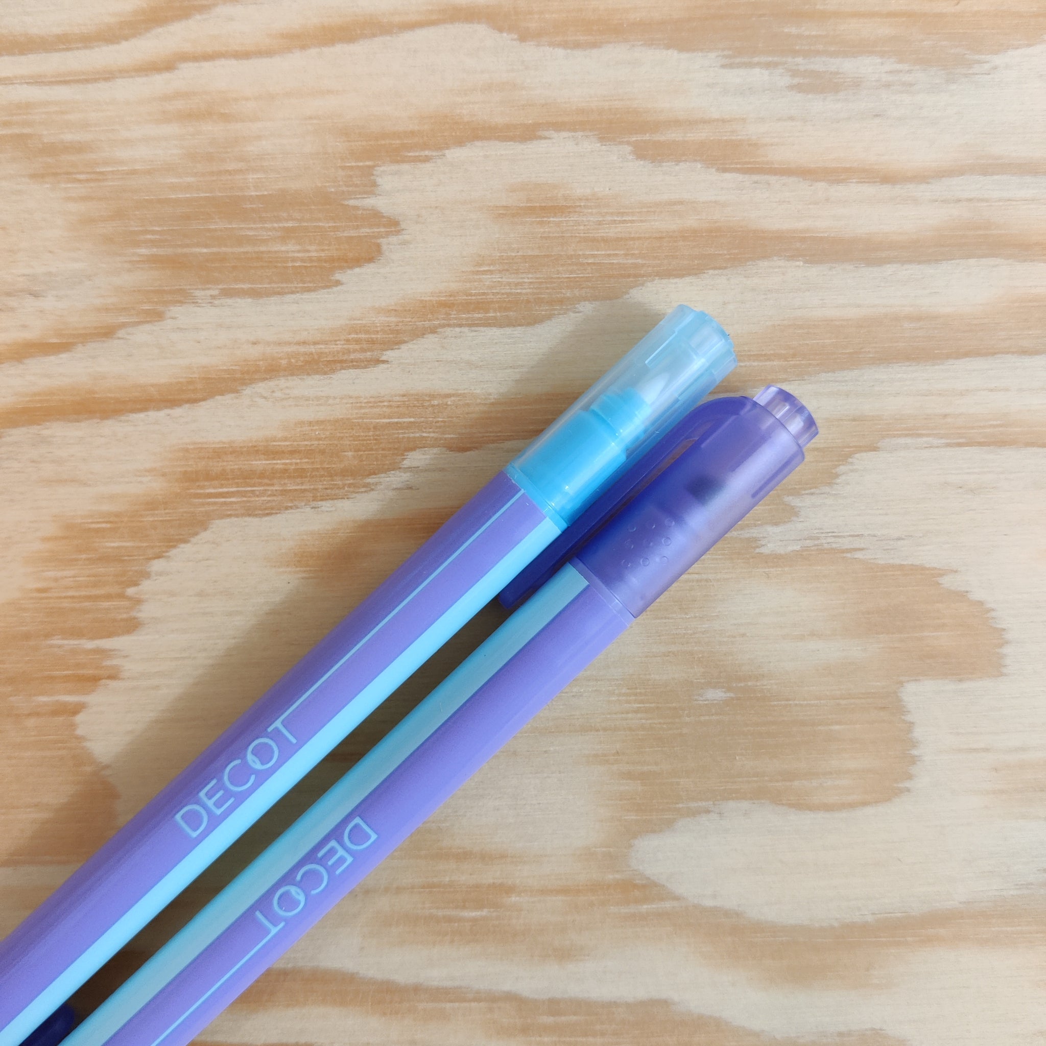 DECOT Color Changing Marker - Violet/Light Blue